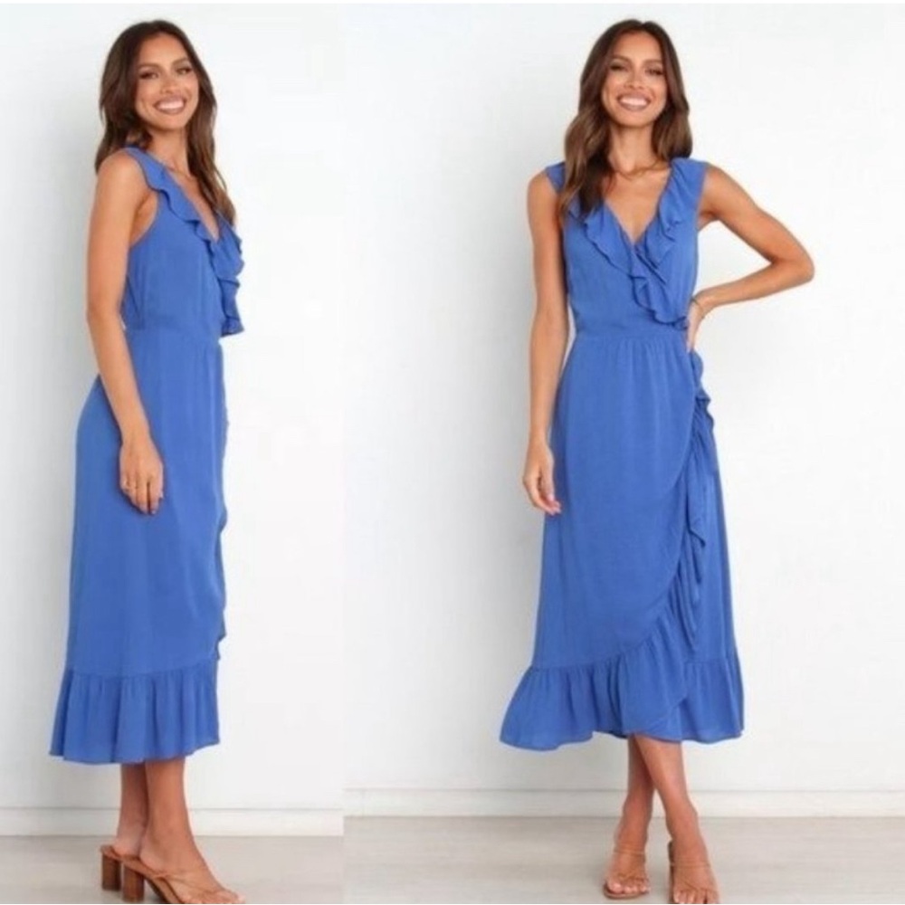 Petal & Pup | NEW Mariska Sleeveless Wrap Midi Dress in Blue Size 2